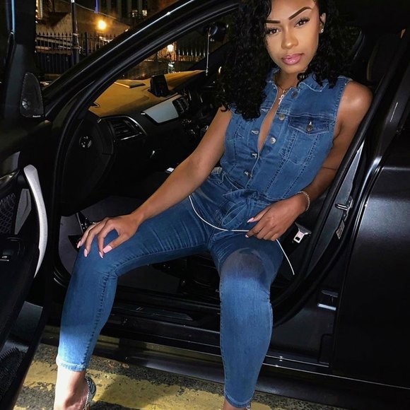 RESTOCKING 5⭐ Gia Denim Belted Denim Jumpsuit - Picture 3 of 8